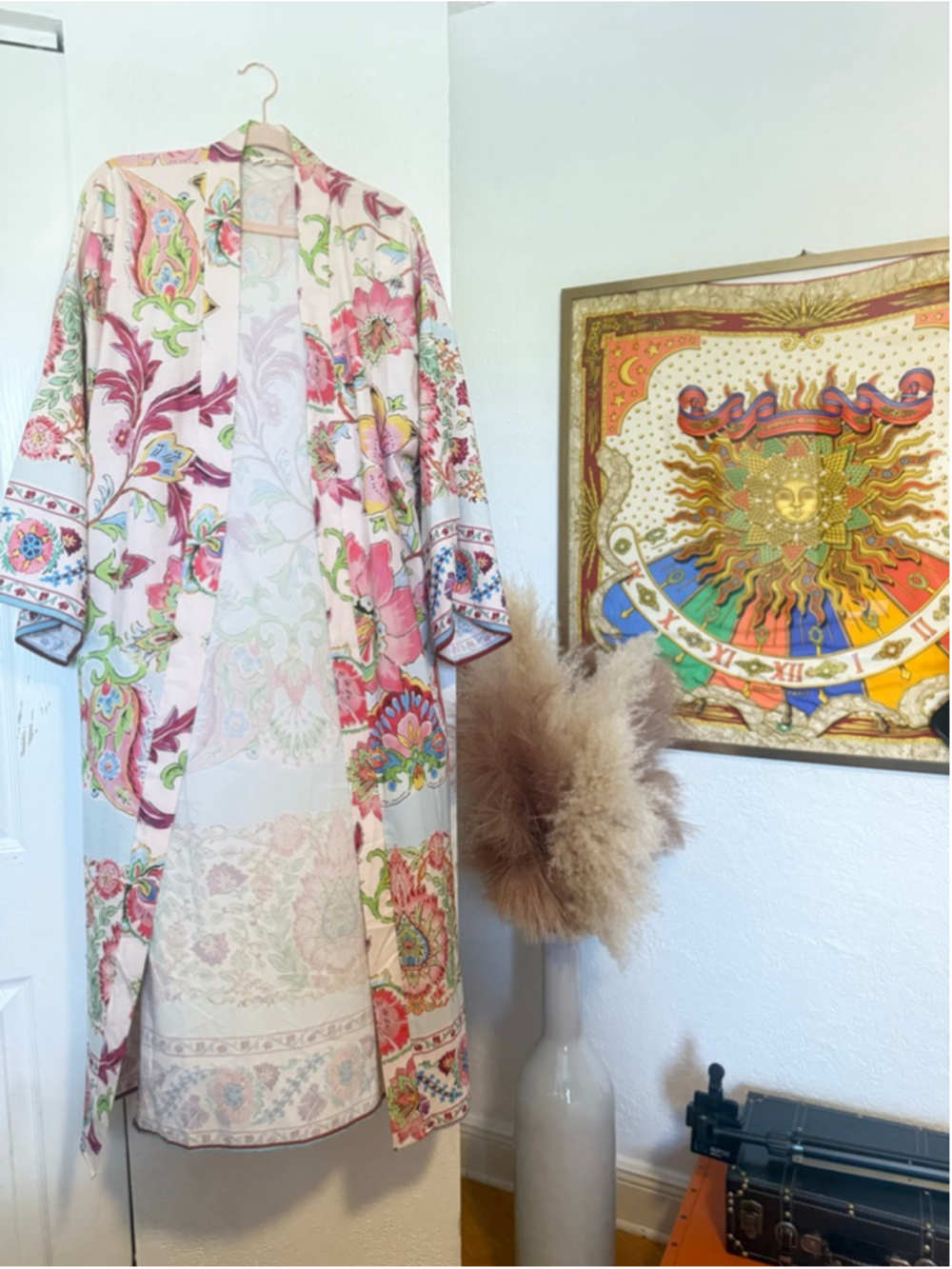 Preowned, Women's Pink Ripple Floral Kimono, size Medium